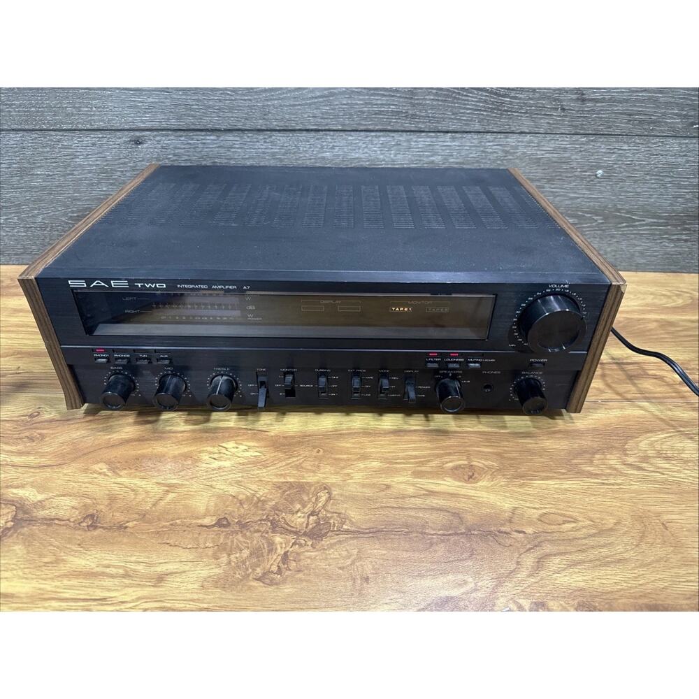 Vintage SAE TWO Integrated Amplifier Model A7 - Tested and Working Fine